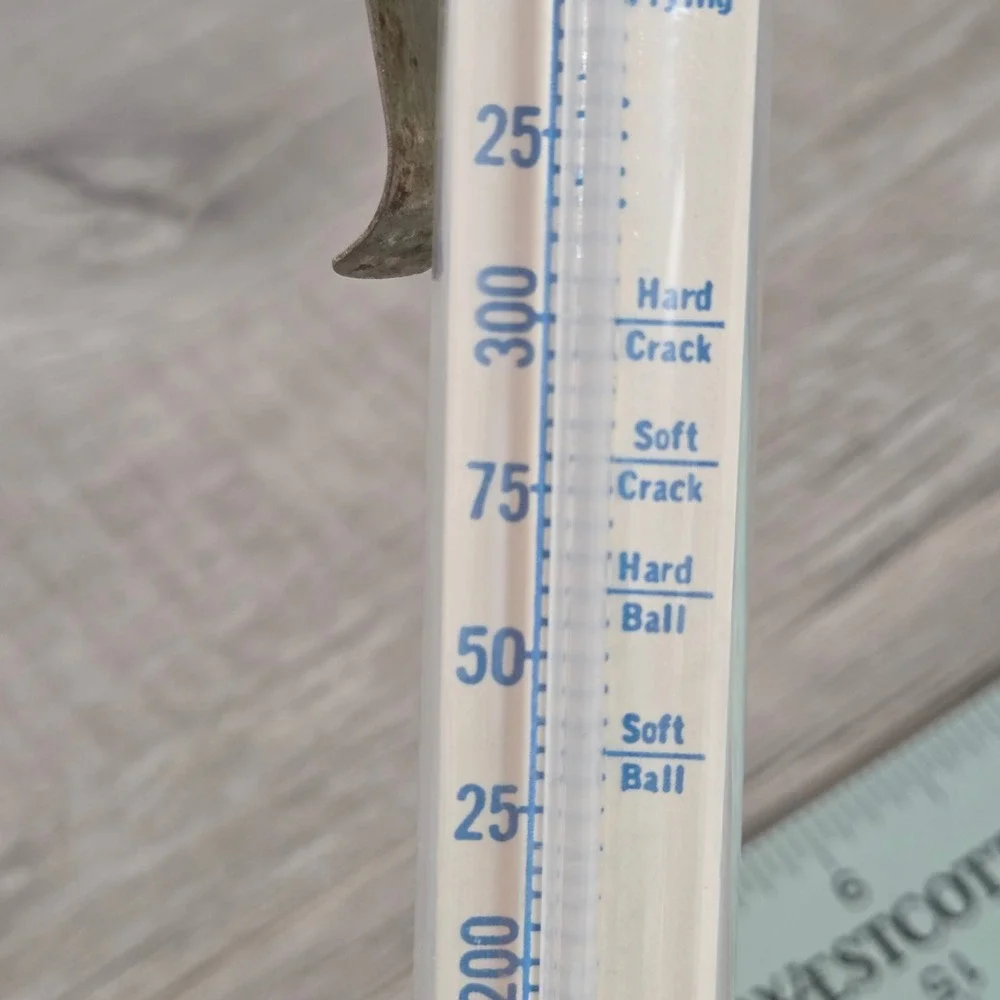 Vintage Maid of Honor Candy Icing Deep Fat Thermometer USA Wood Knob untested